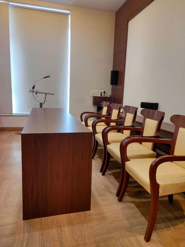conference_hall_pic2