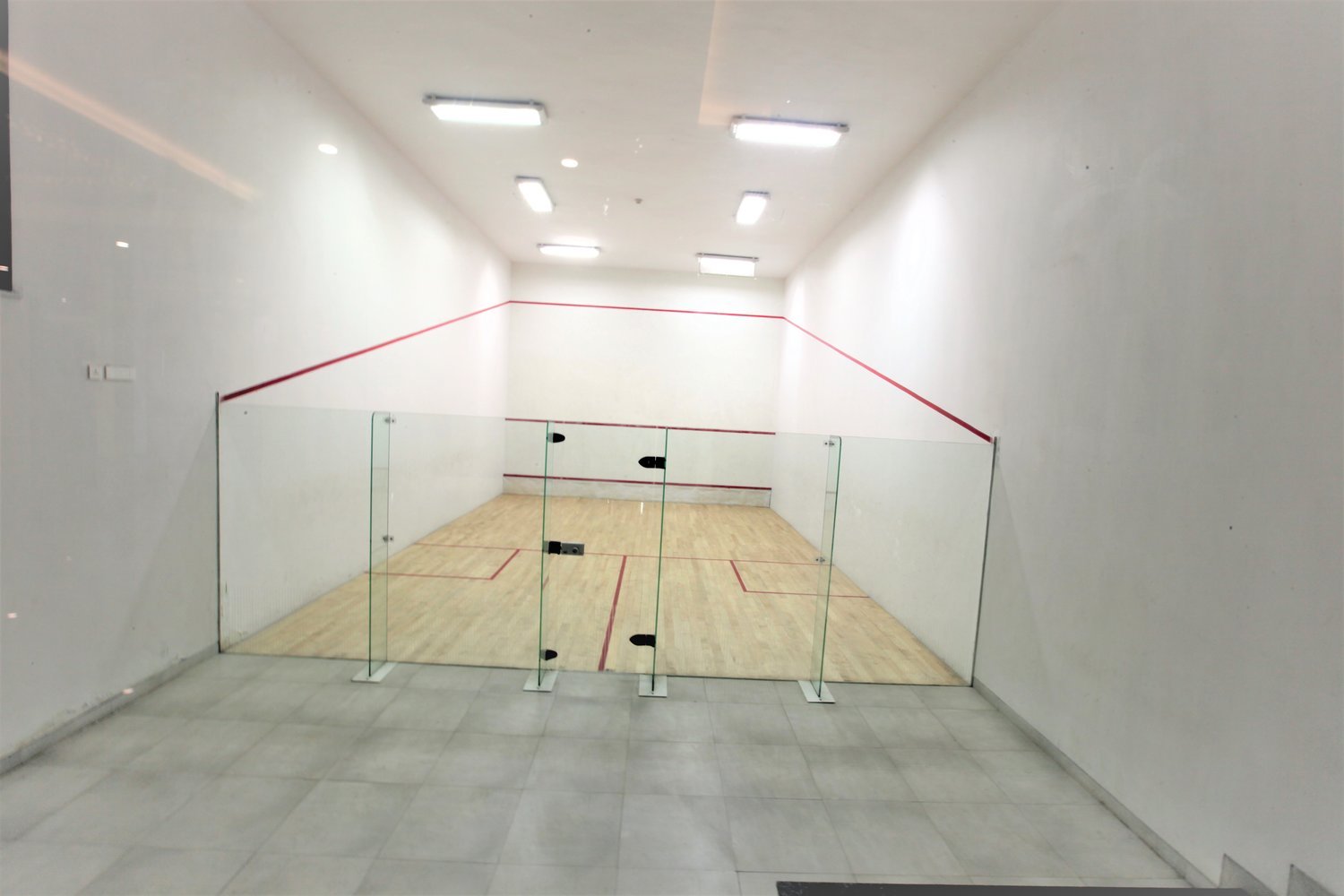 squash_court